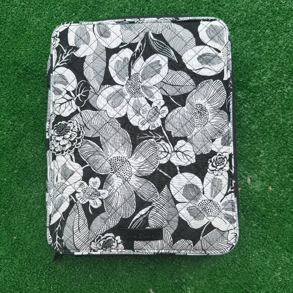 Vera Bradley Black and White- Portfolio/Organizer with zipper and top handle - Picture 1 of 10